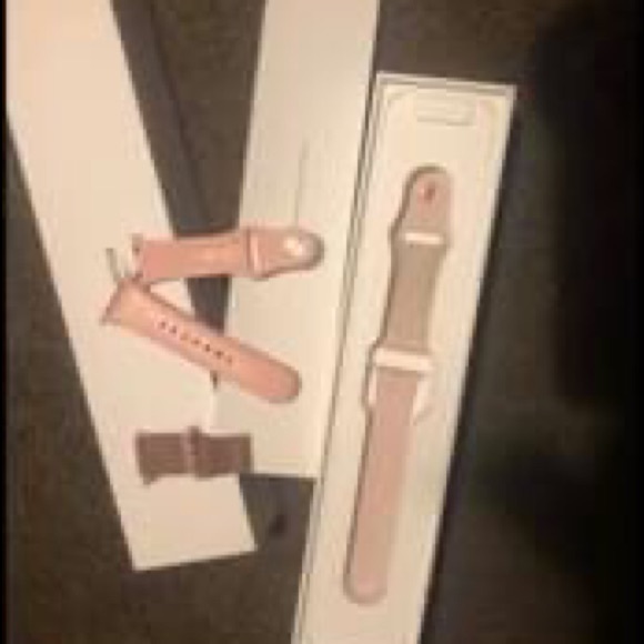 Apple Watch - Picture 4 of 4